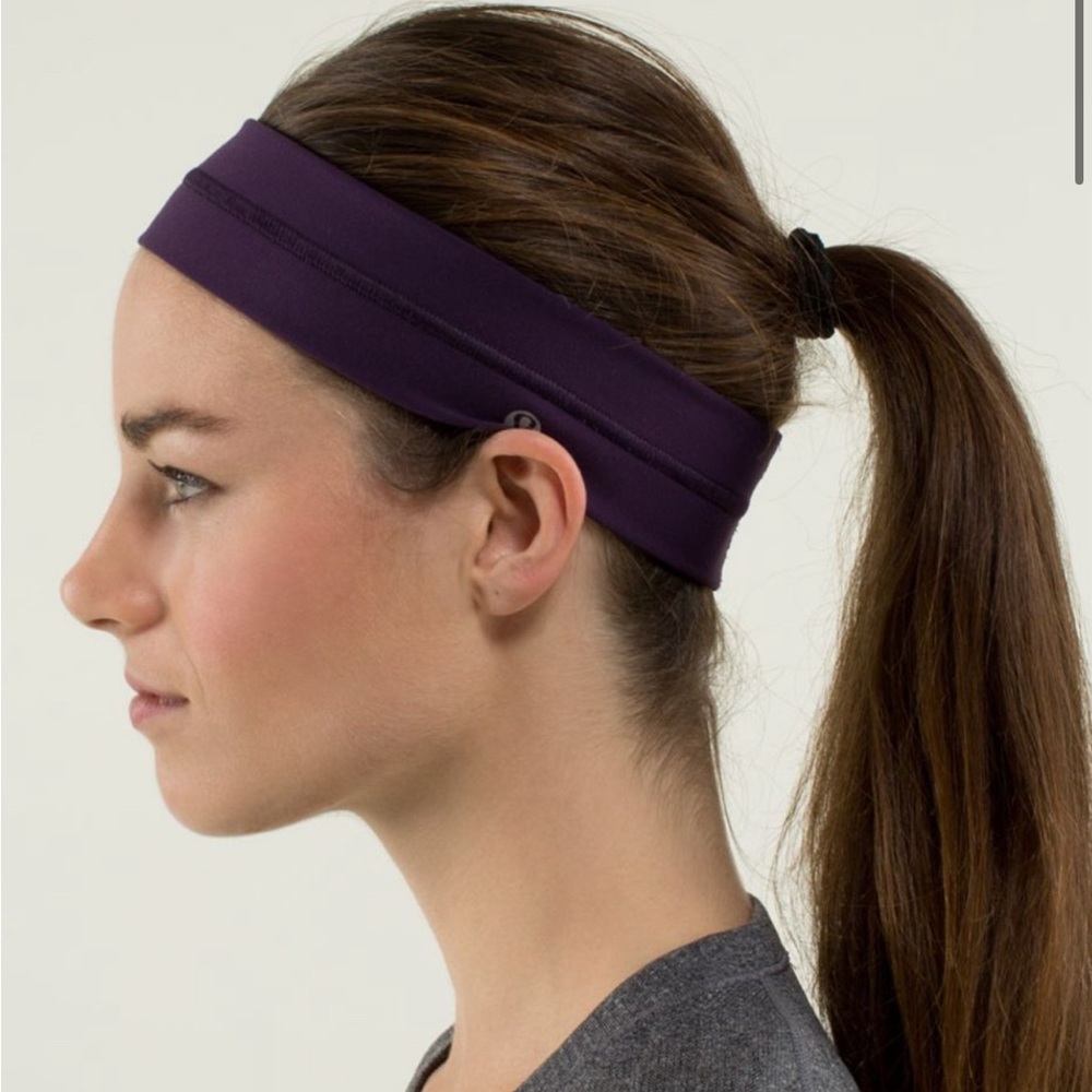 Lululemon Fly Away Tamer Headband